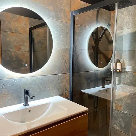 De Charme Avec Villa *